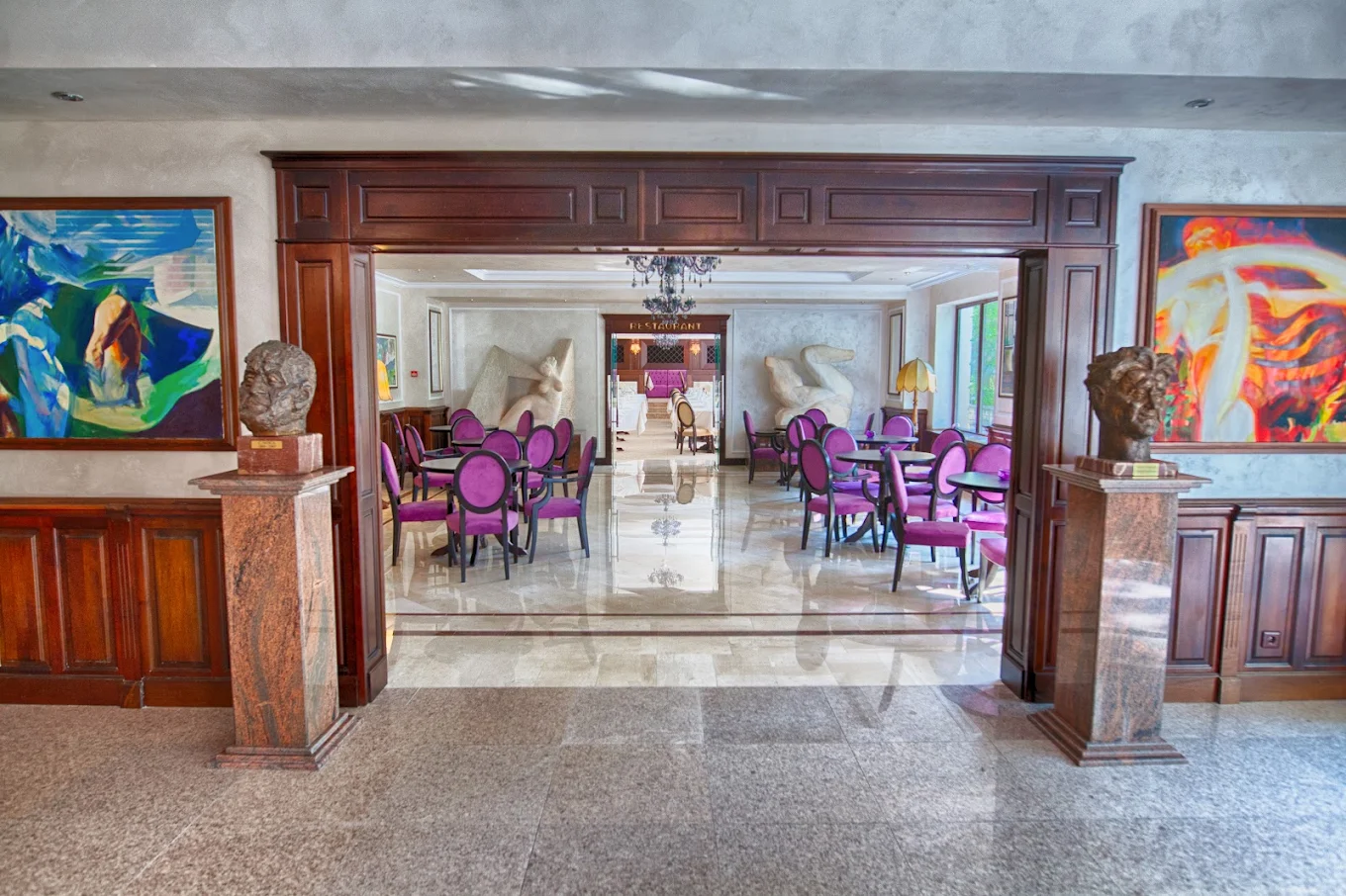 Restaurant Four Seasons — Grand Hotel Sofianu
